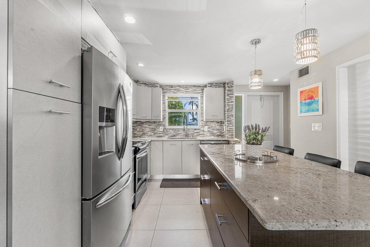 2311 NE 36th Street 1a, Lighthouse Point Unit: 1a