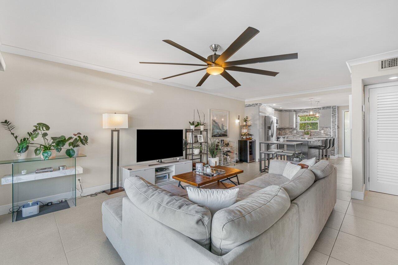 2311 NE 36th Street 1a, Lighthouse Point Unit: 1a