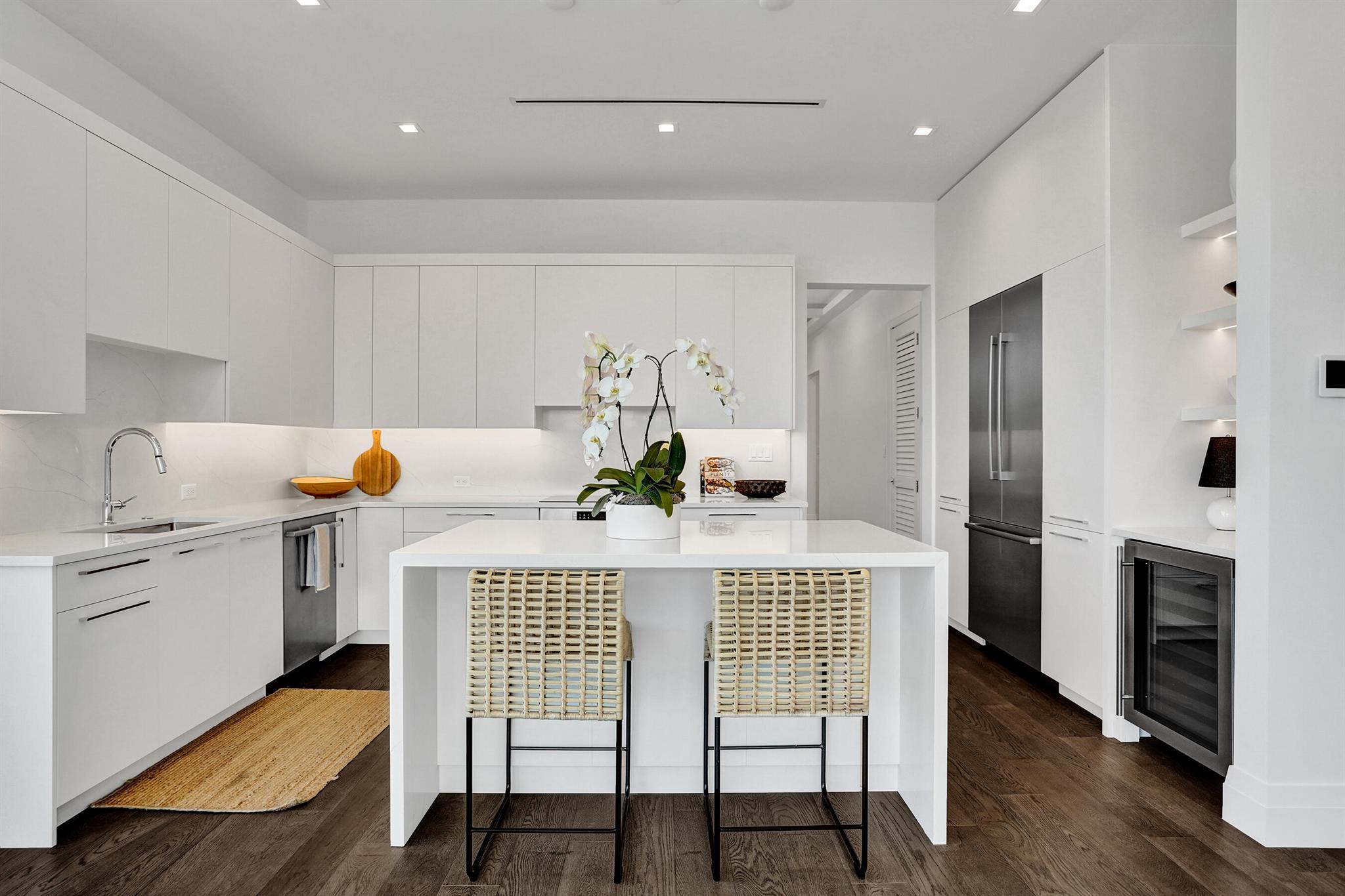 1177 George Bush Boulevard 208