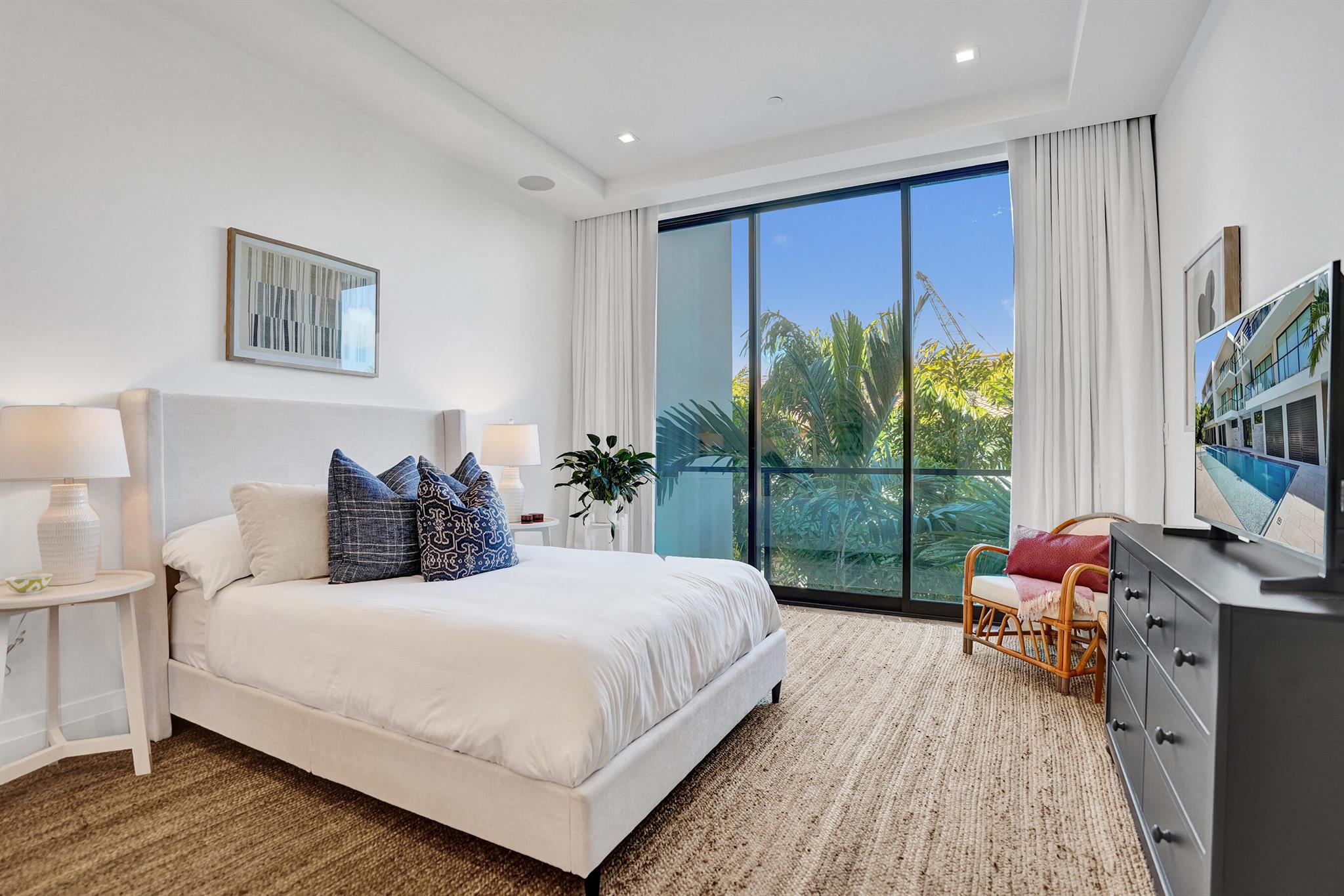 1177 George Bush Boulevard 208