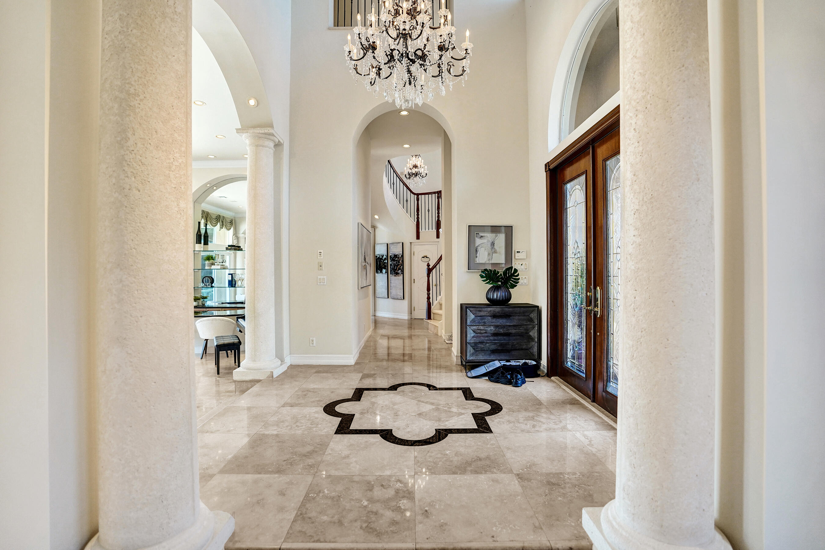 612 Admirals Way