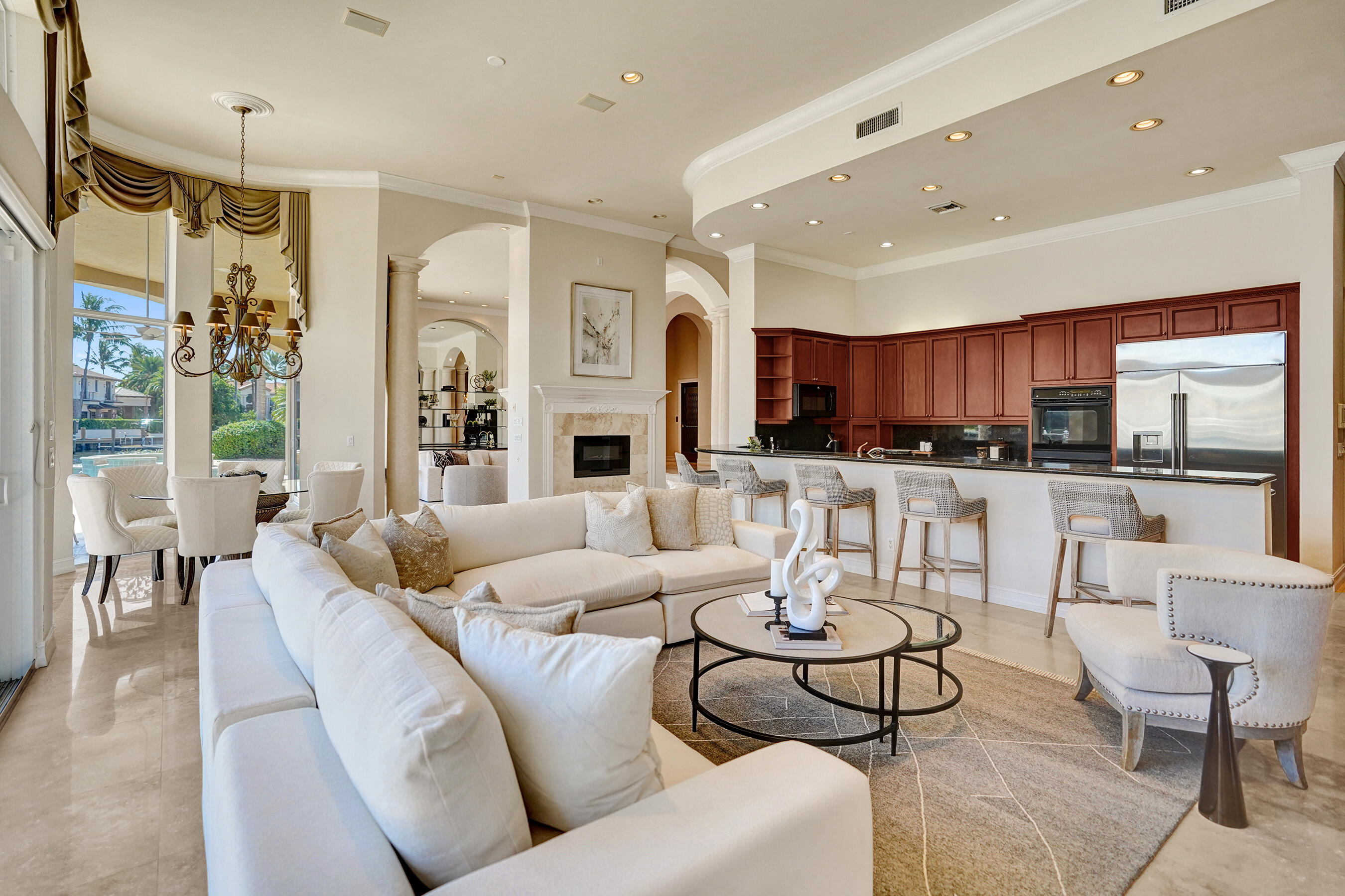 612 Admirals Way