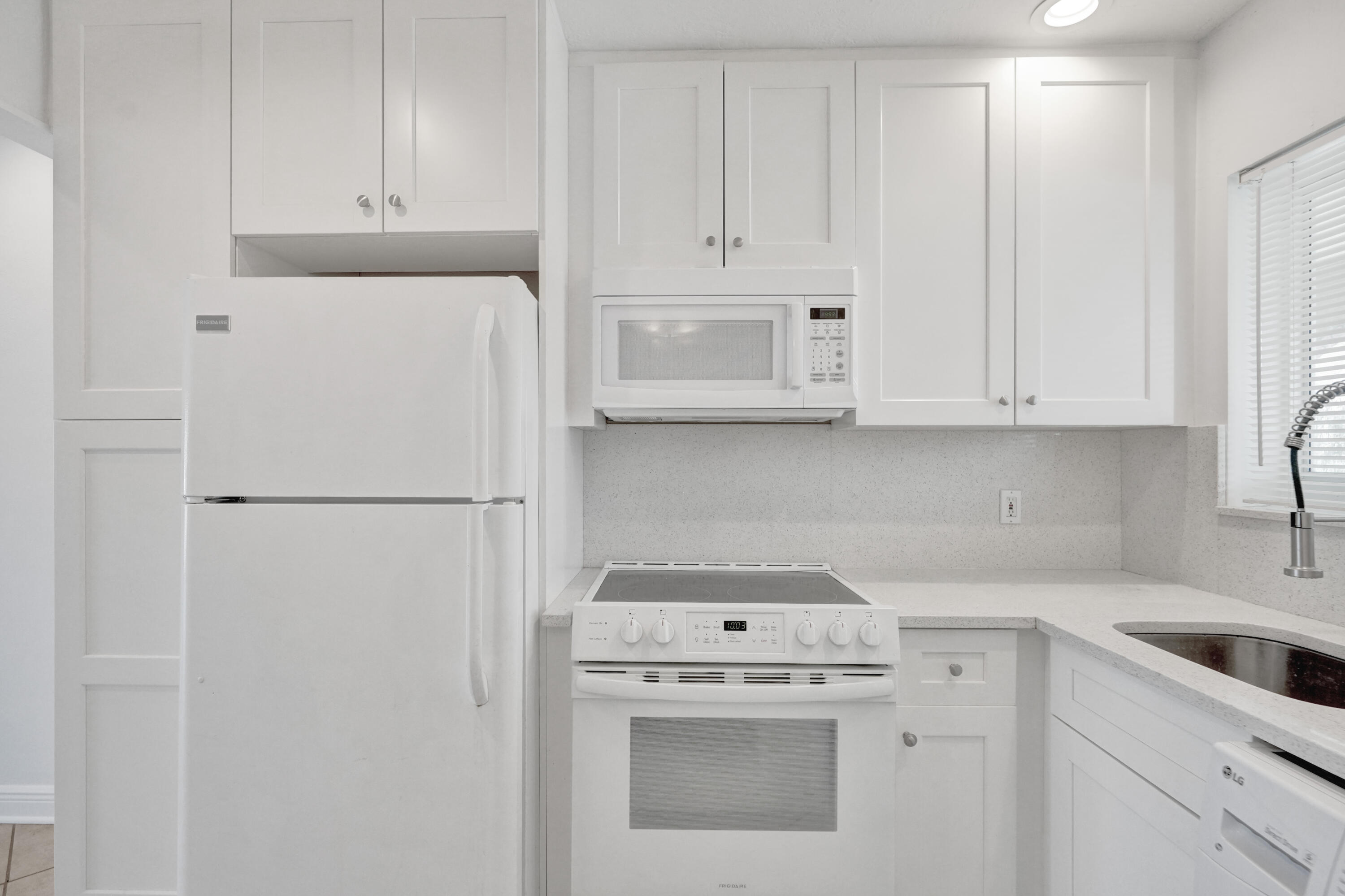 2311 NE 36th Street 2f