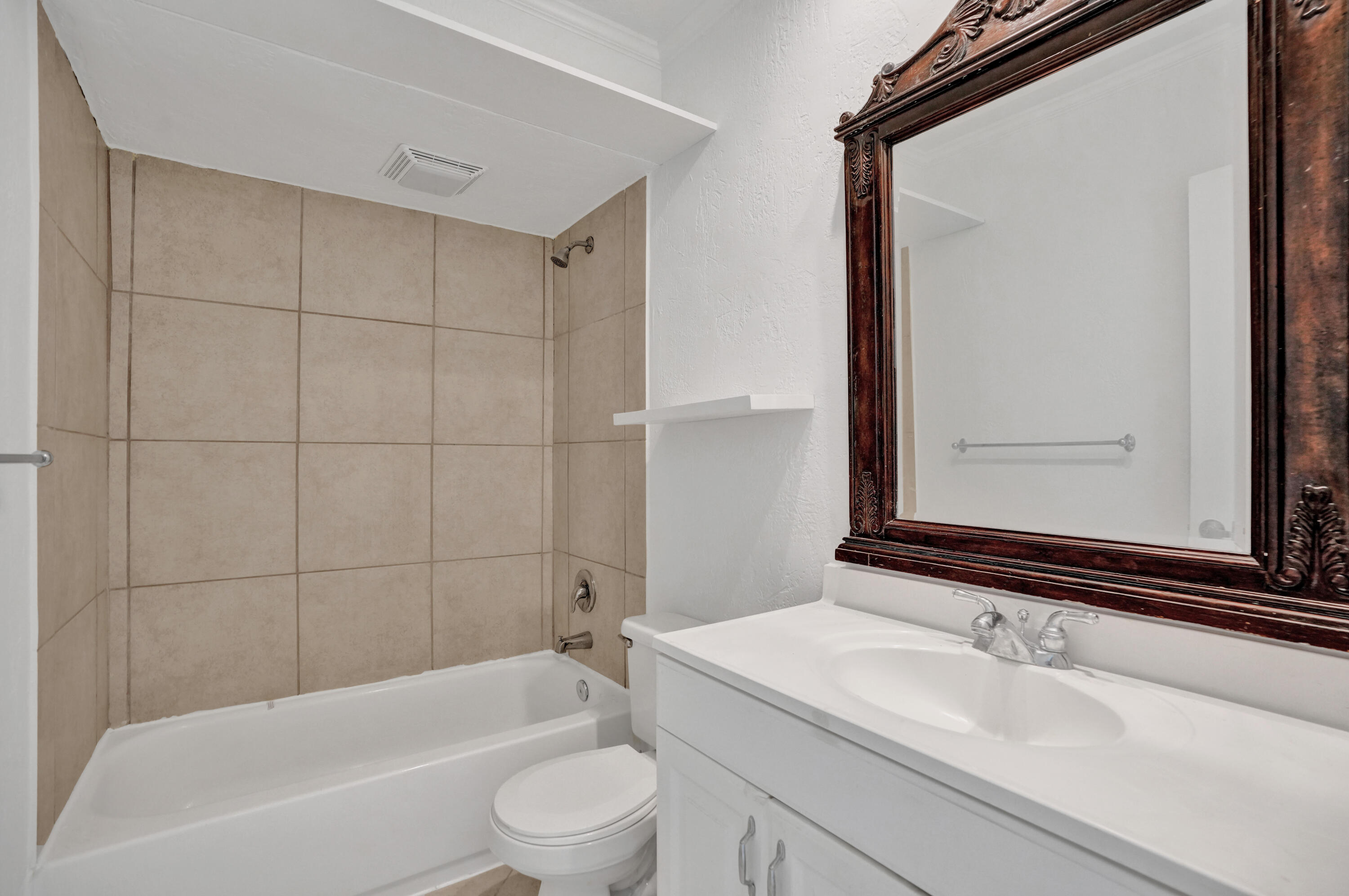 2311 NE 36th Street 2f