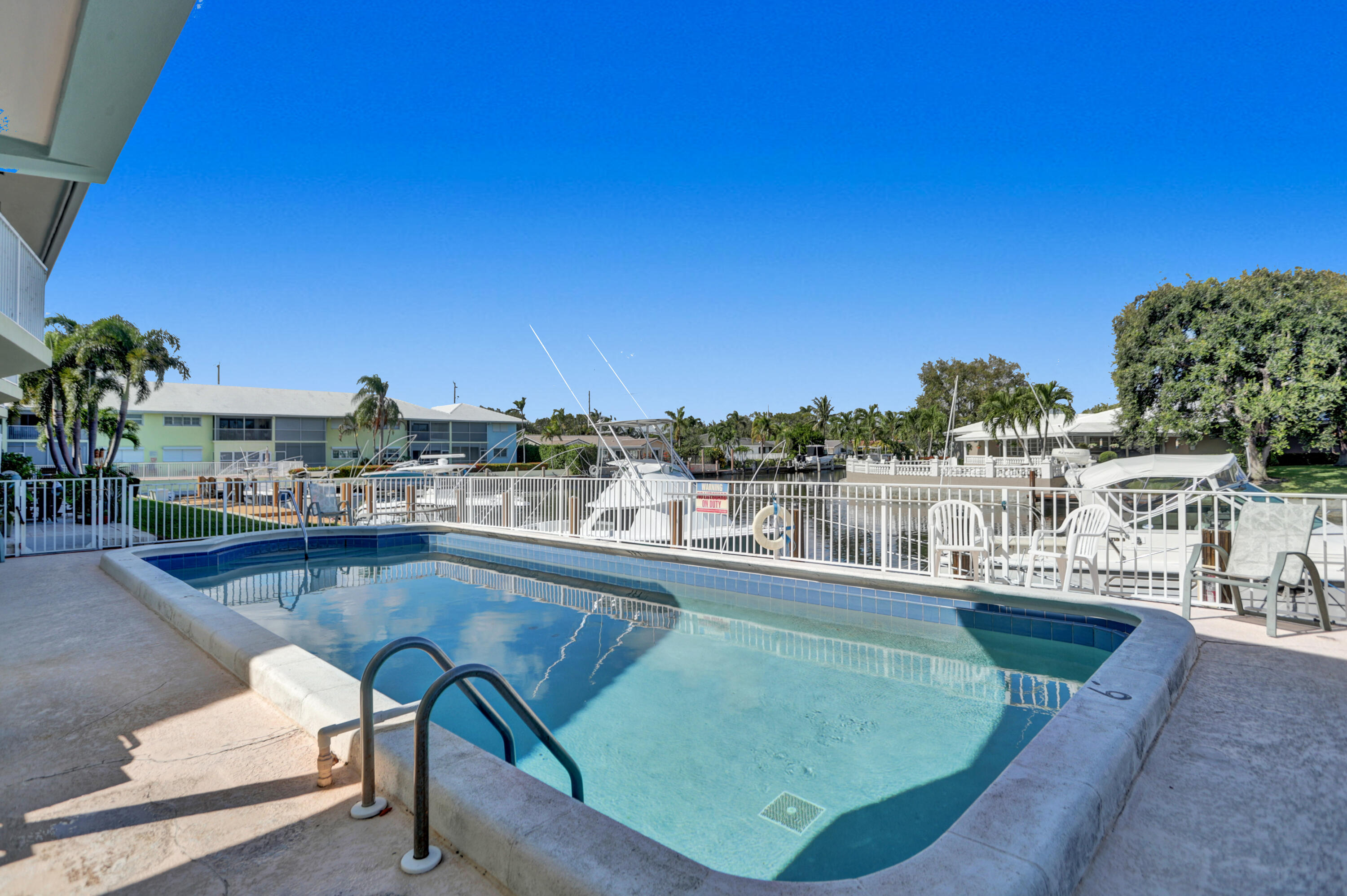 2311 NE 36th Street 2f