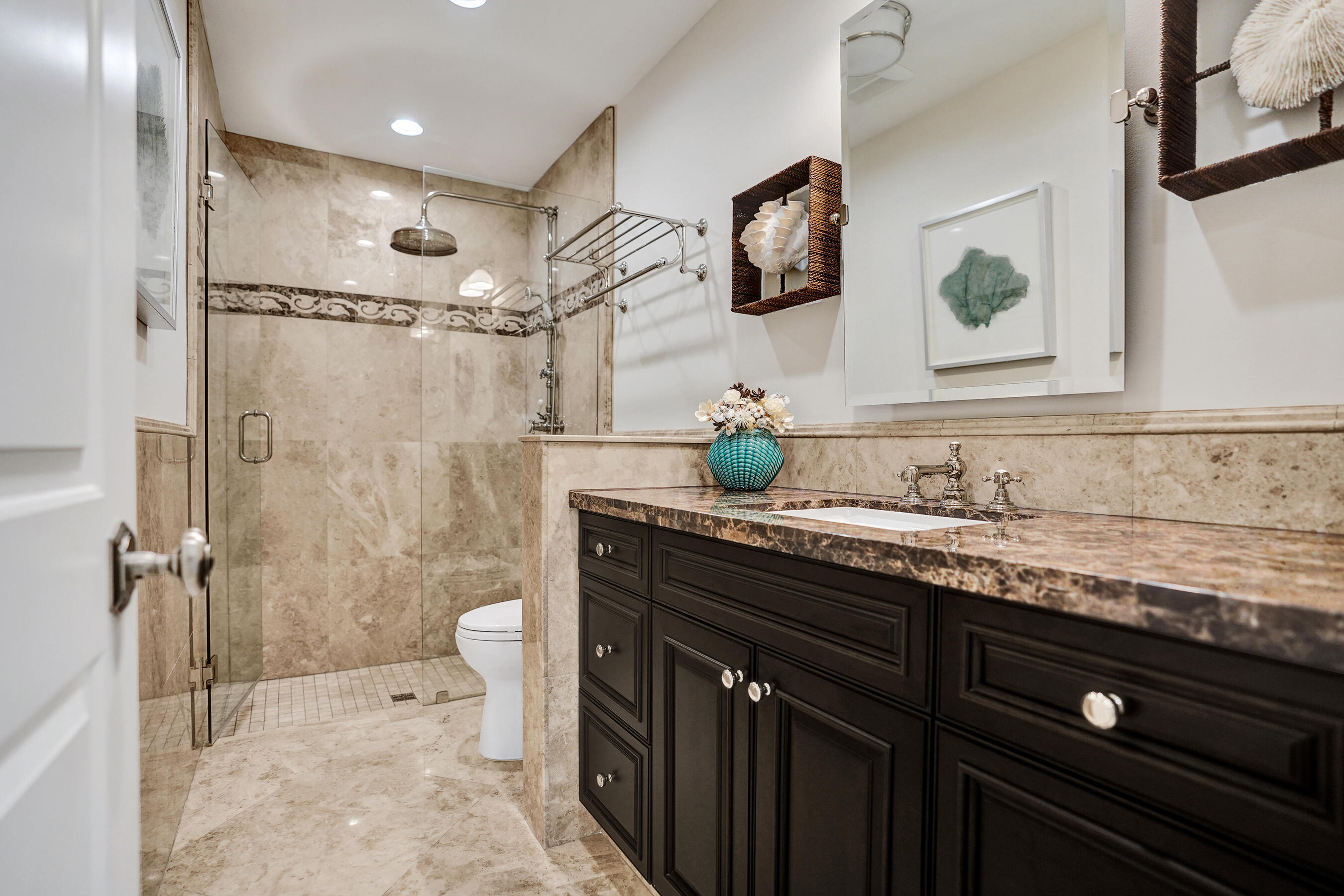 1431 S Ocean Boulevard 17, Lauderdale-By-The-Sea Unit: 17