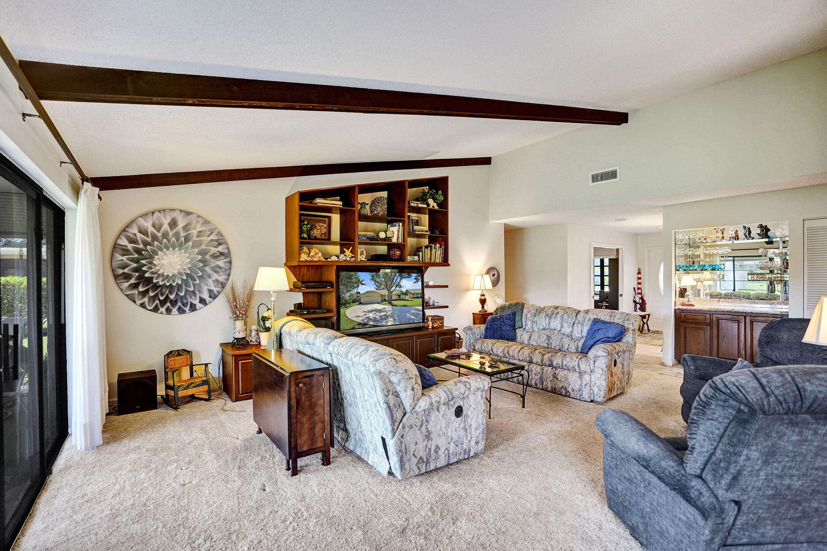 6010 Petaluma Drive