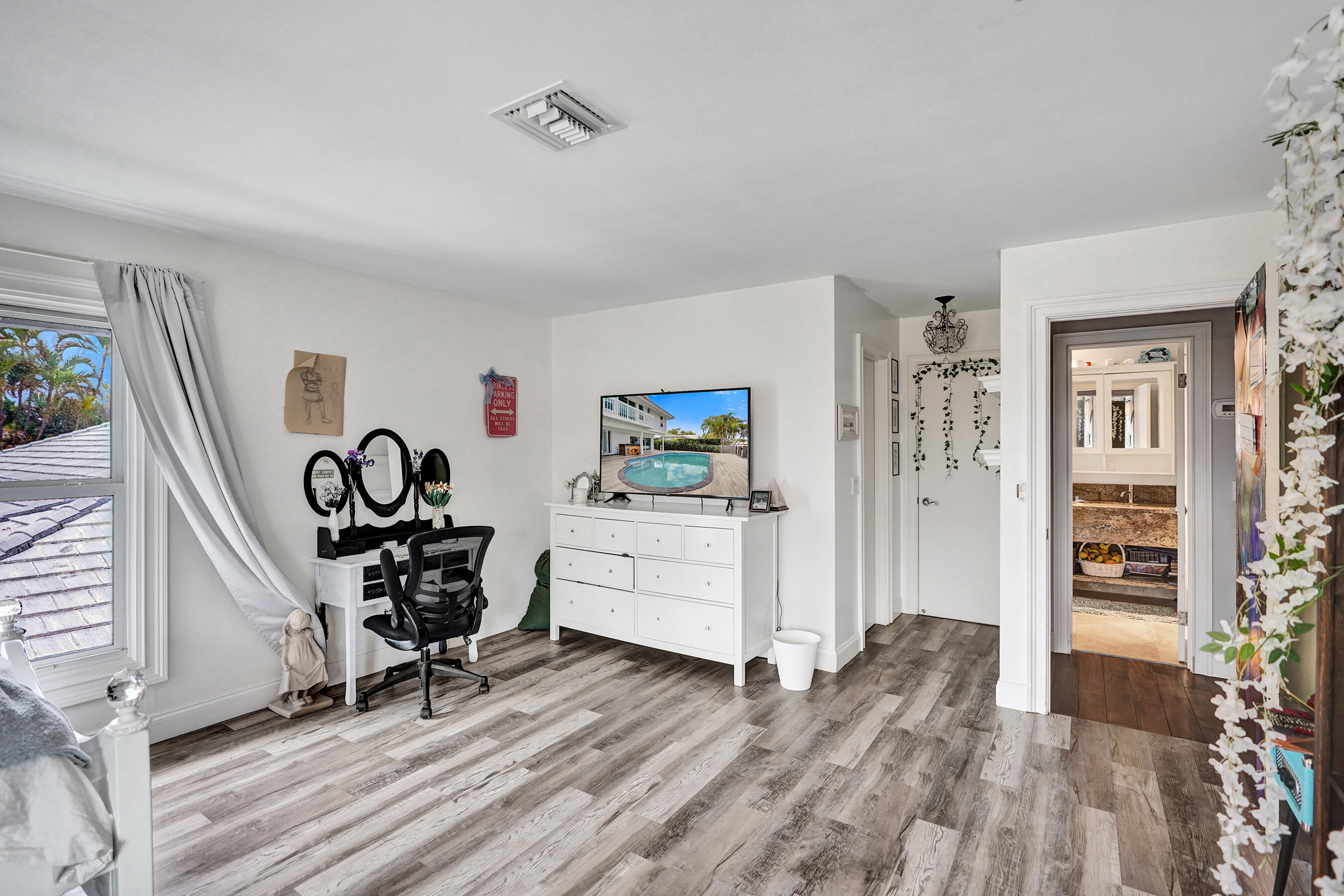 3001 NE 47th Street