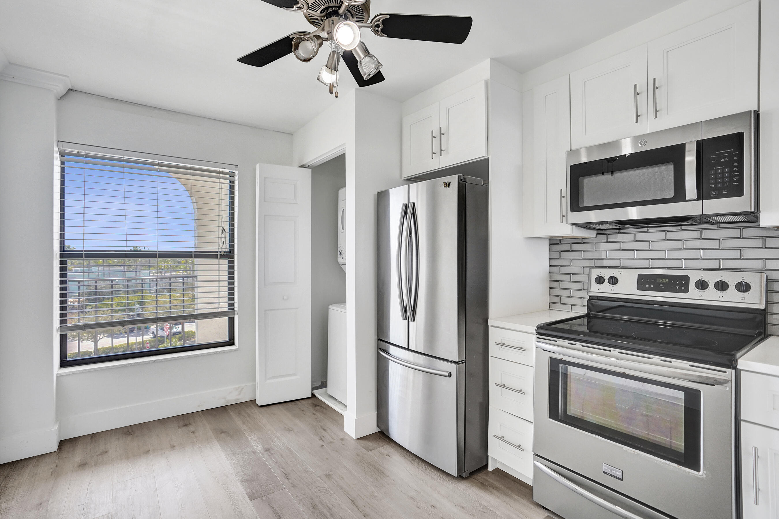 1631 Riverview Road 507