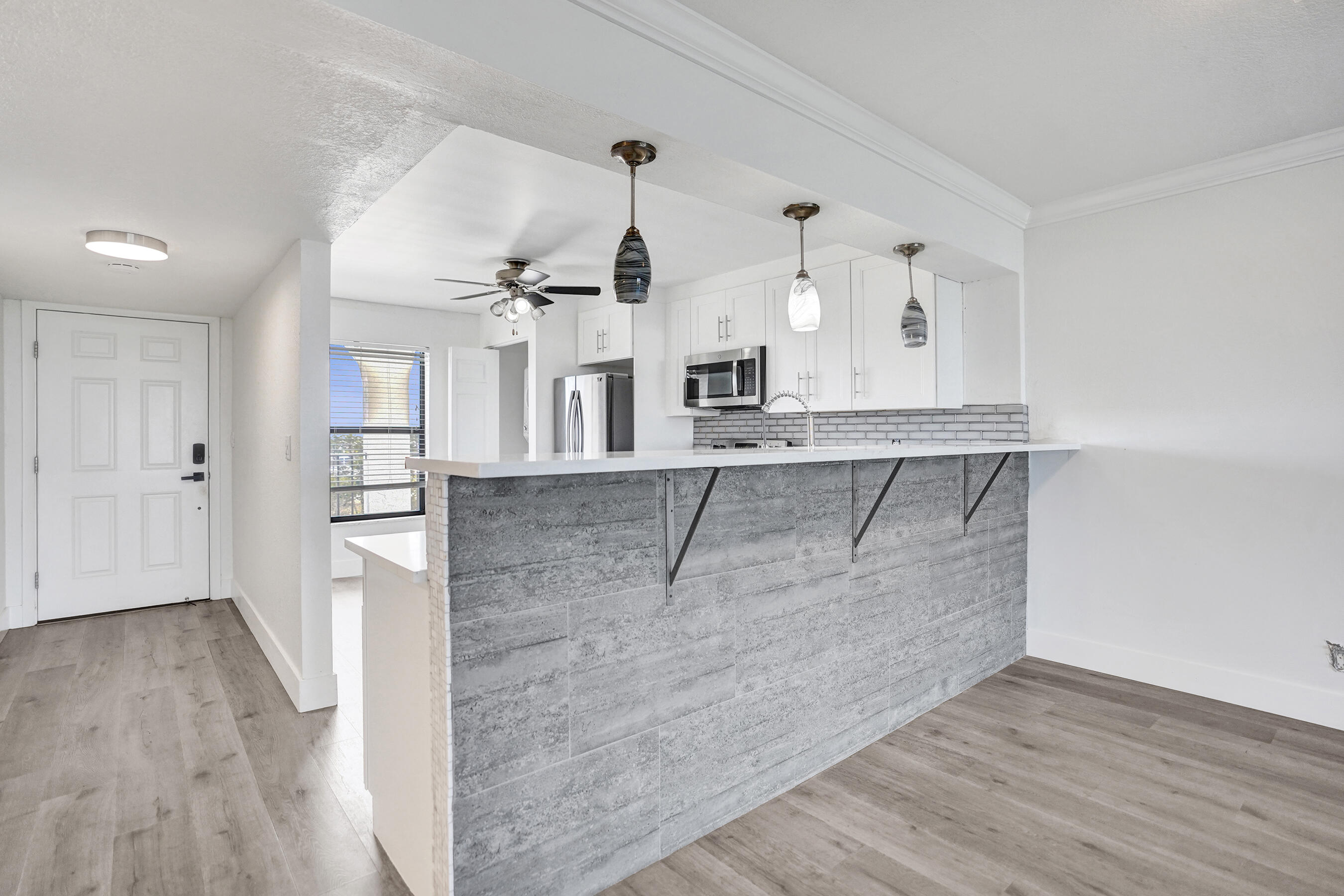 1631 Riverview Road 507