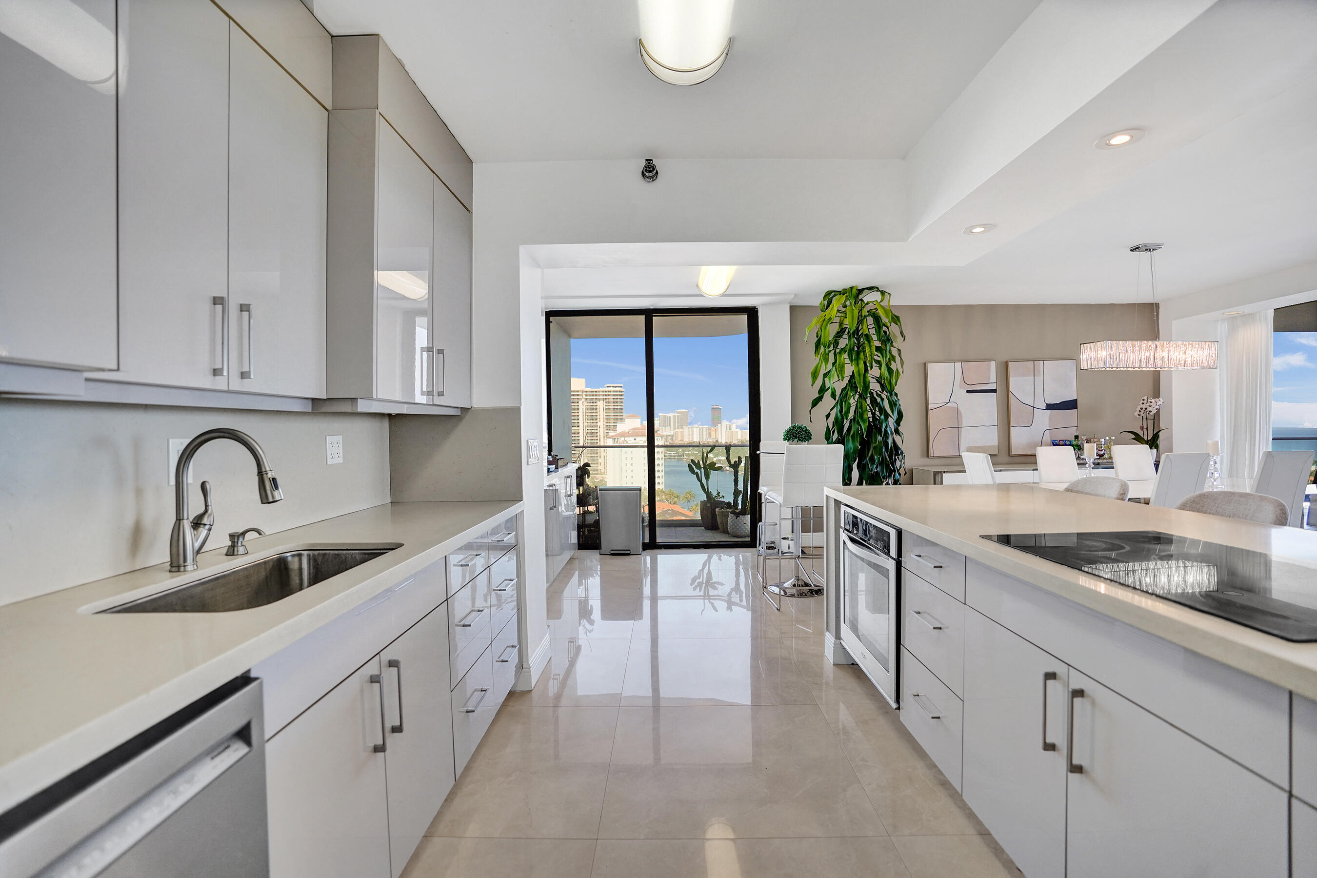 19707 Turnberry Way 18j