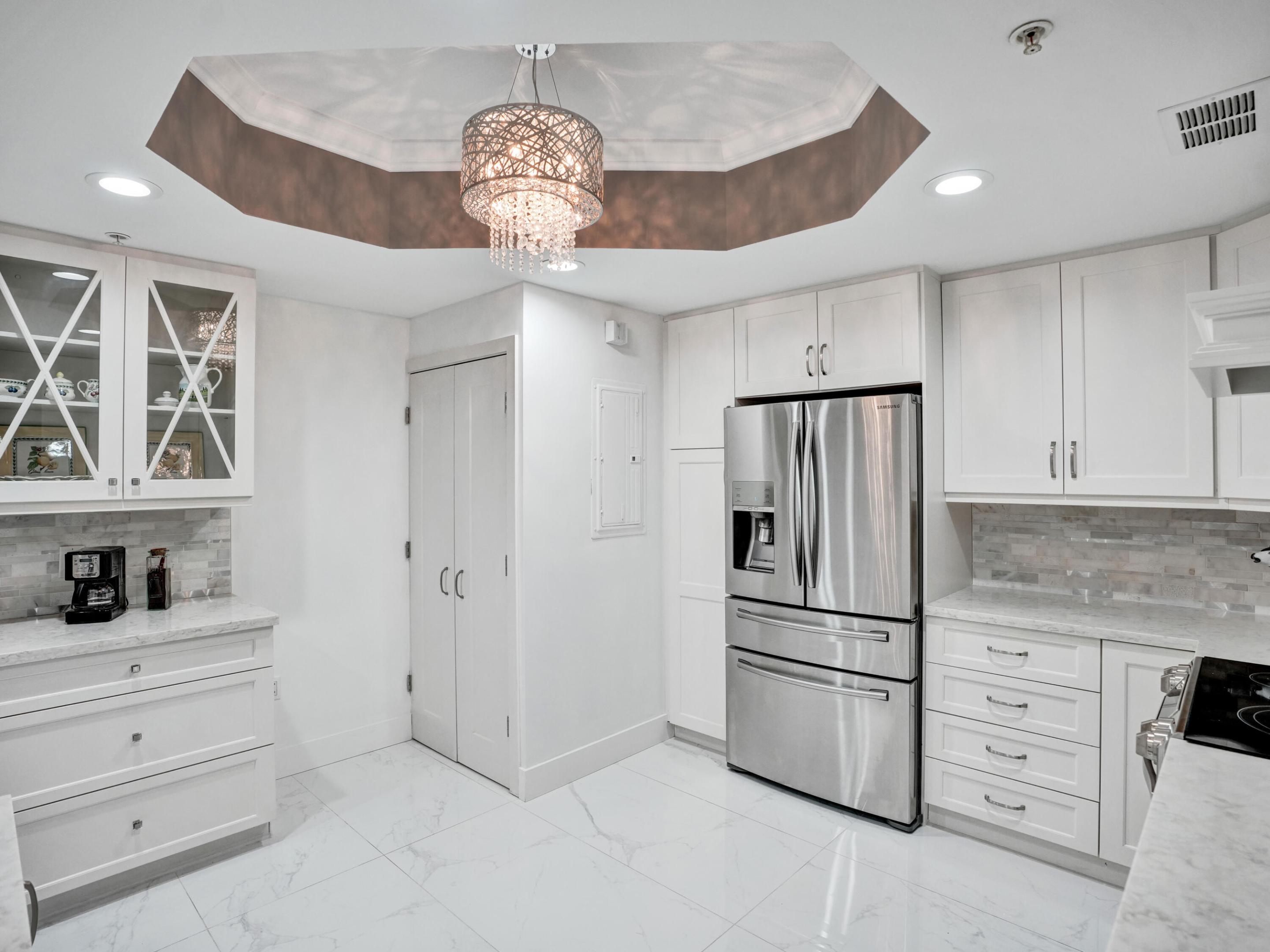 191 S Ocean Drive 315