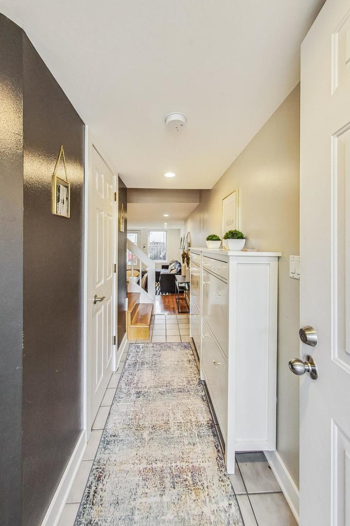 701 S Carpenter Street Unit: G