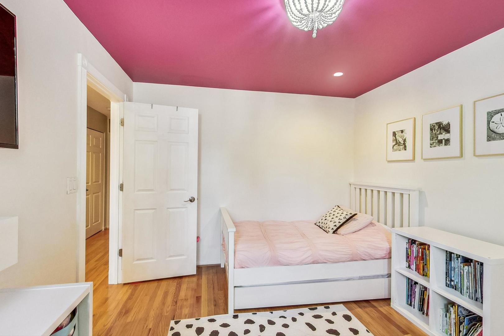 701 S Carpenter Street Unit: G