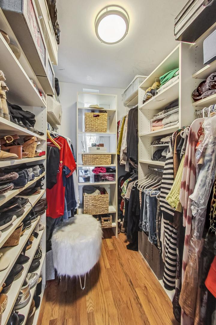 701 S Carpenter Street Unit: G