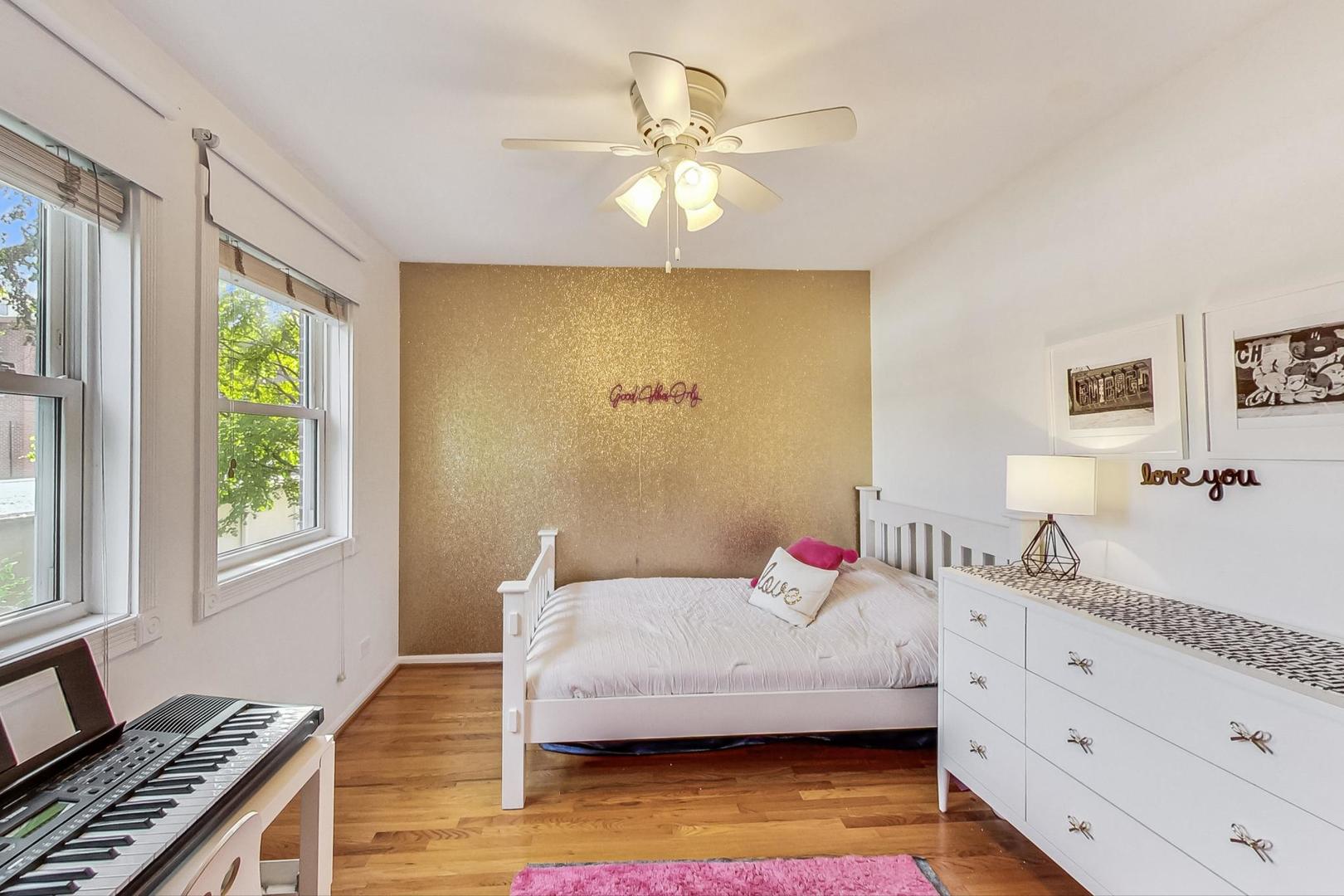 701 S Carpenter Street Unit: G