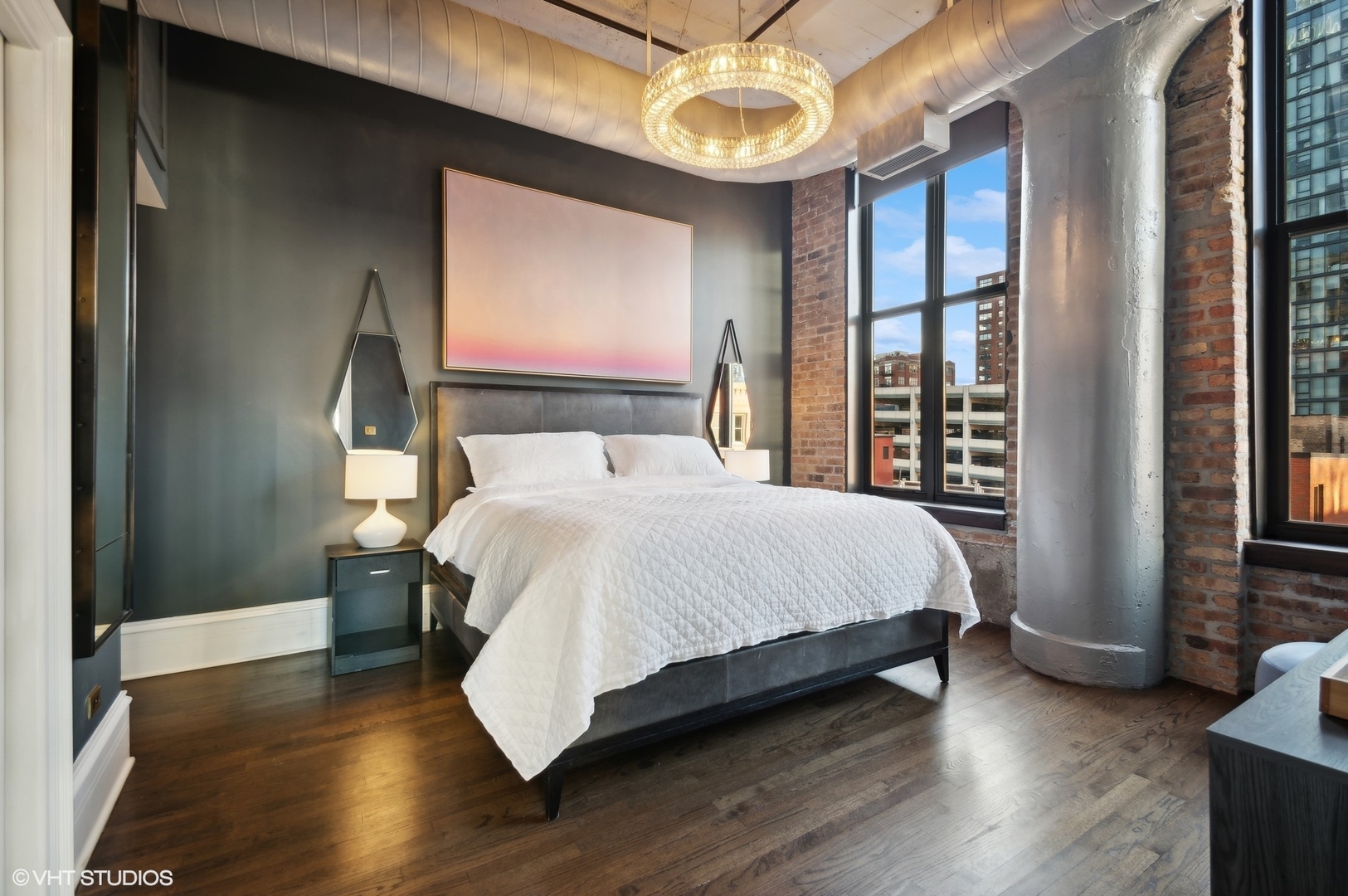 333 W HUBBARD Street Unit: 610