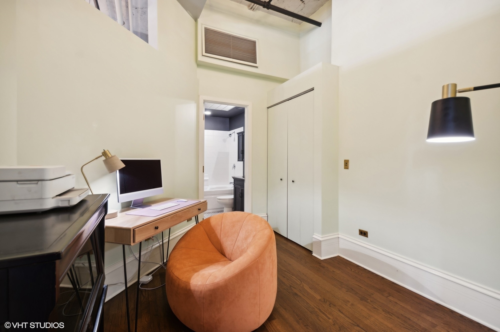 333 W HUBBARD Street Unit: 610