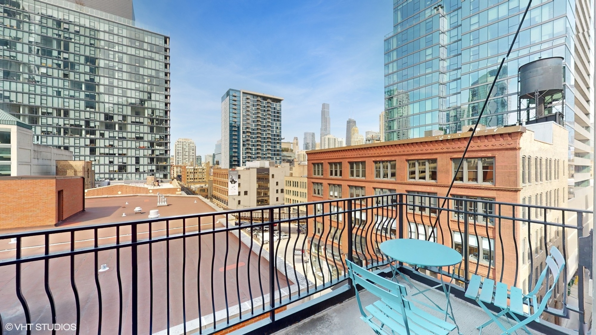 333 W HUBBARD Street Unit: 610