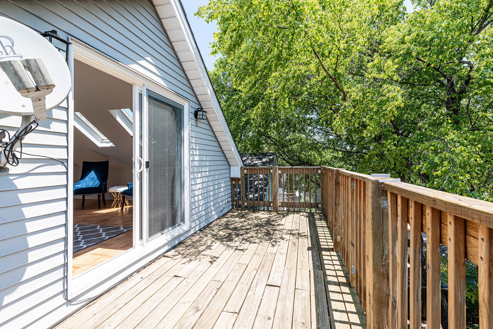 1235 W Barry Avenue Unit: 2