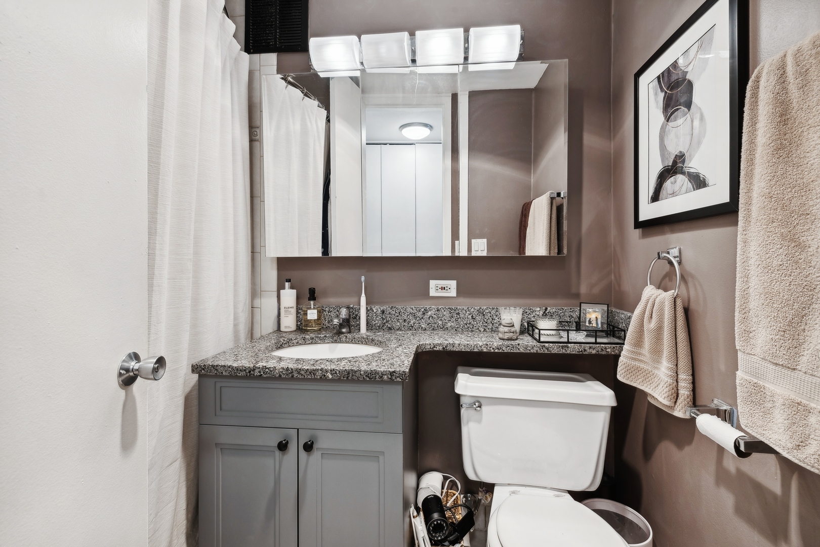 655 W Irving Park Road Unit: 2102