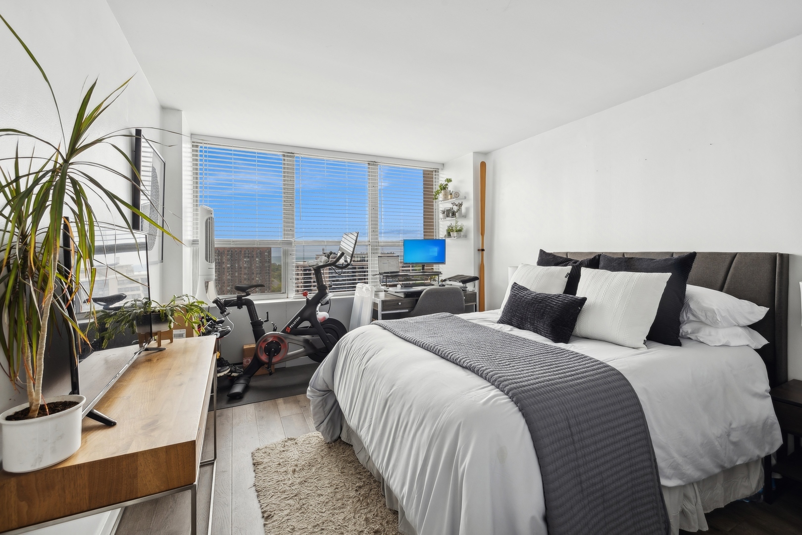655 W Irving Park Road Unit: 2102
