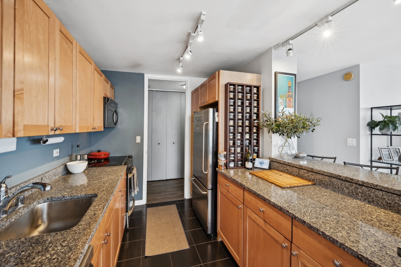 655 W Irving Park Road Unit: 2102