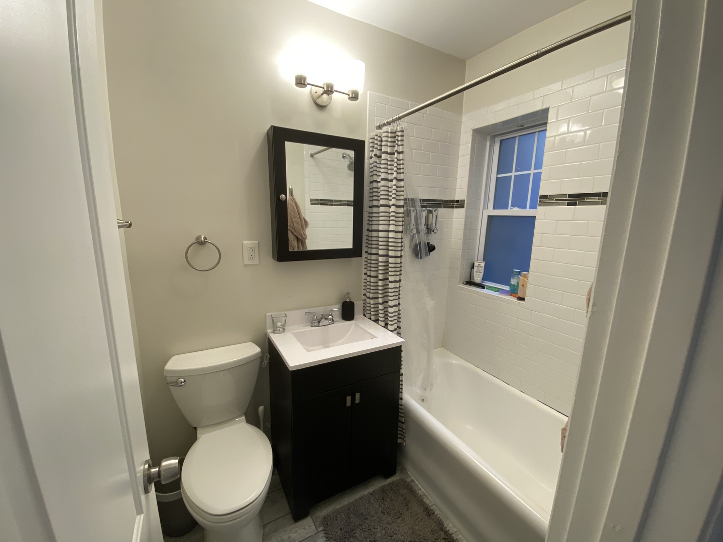 2149 N Fremont Street Unit: 1N