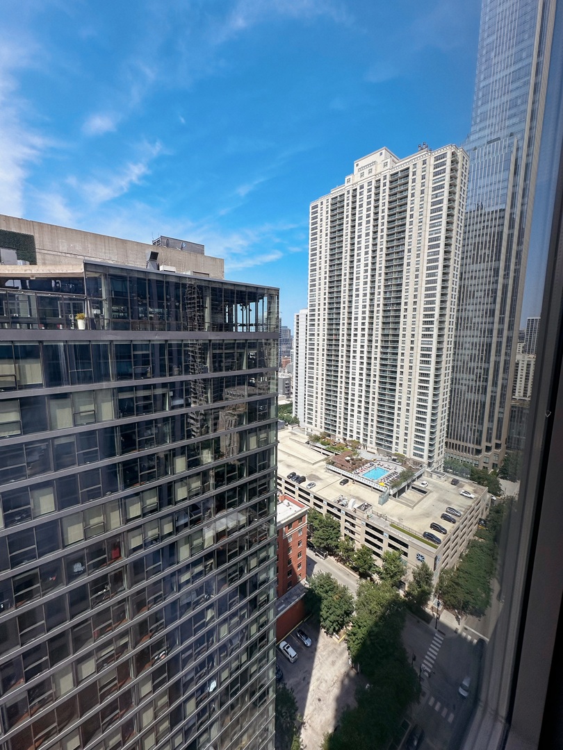 2 E ERIE Street Unit: 2406