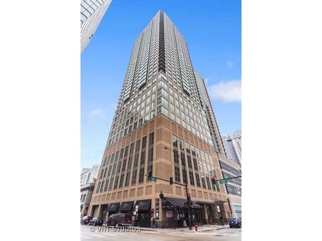2 E ERIE Street Unit: 2406