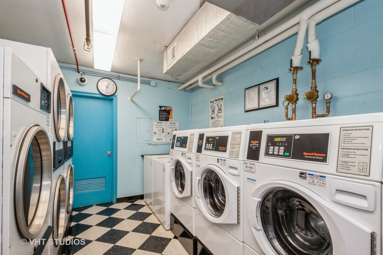 336 W Wellington Avenue Unit: 2502