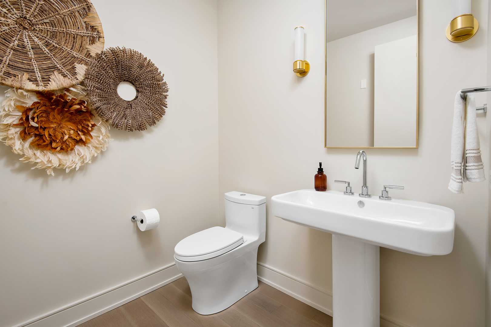 1550 N Clark Street Unit: 304