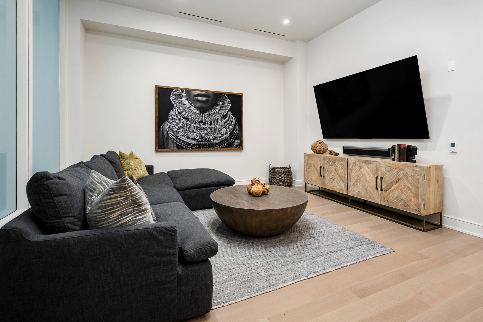 1550 N Clark Street Unit: 304