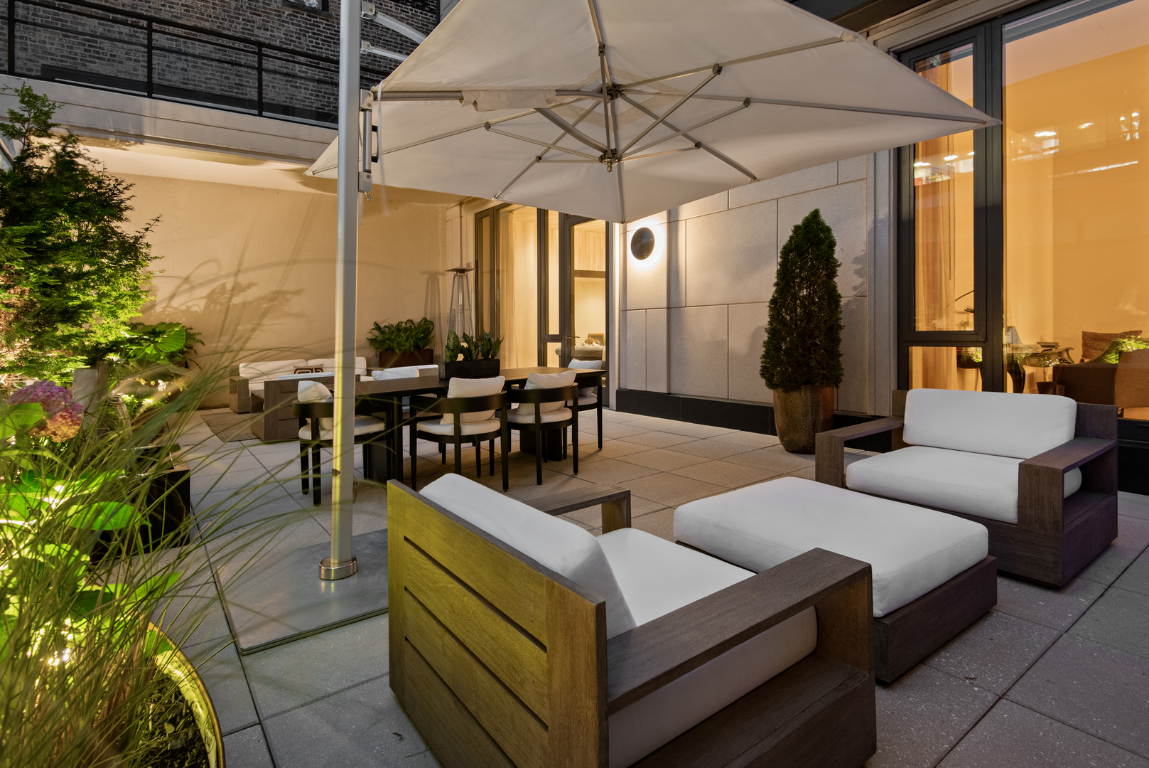 1550 N Clark Street Unit: 304