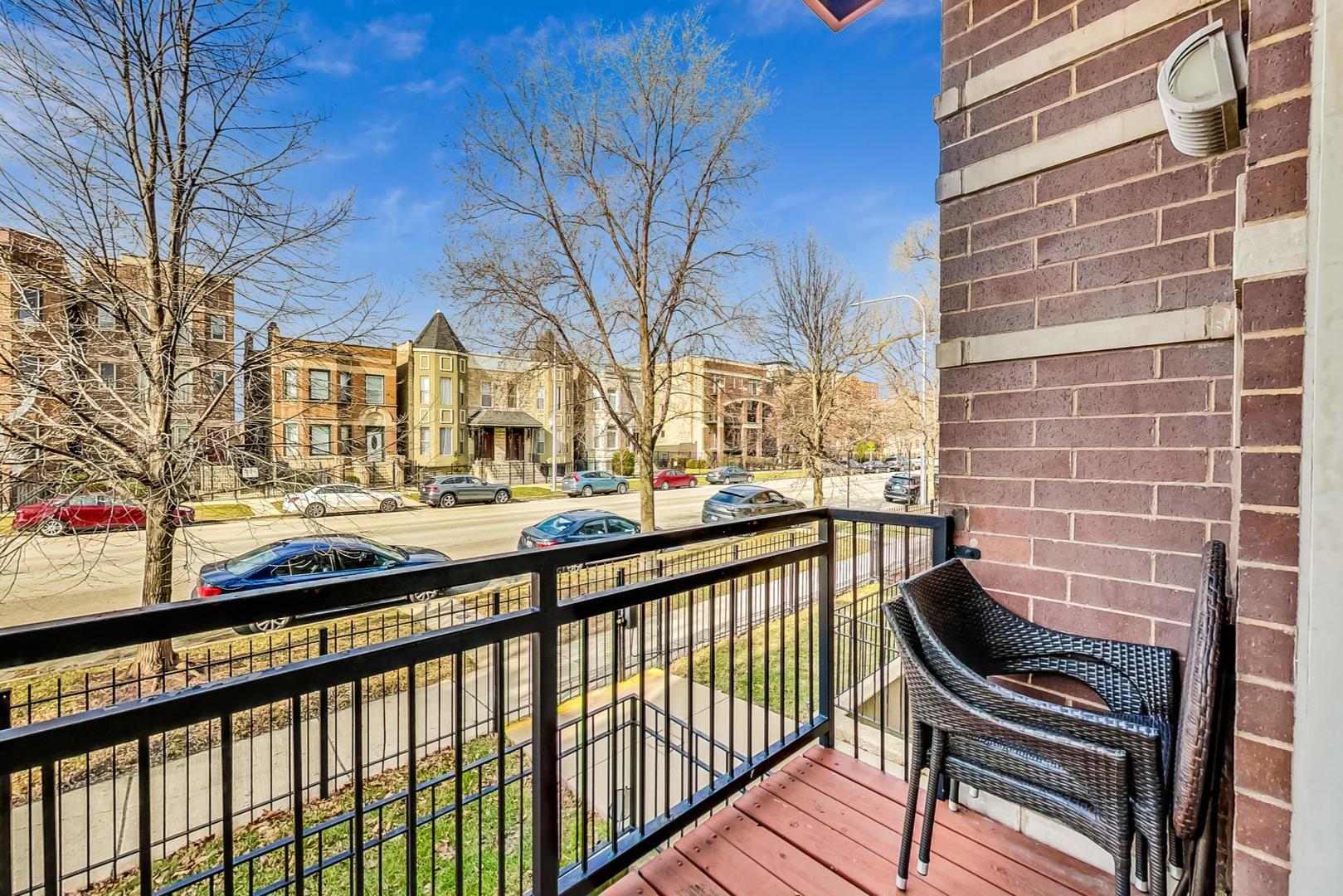4443 S Indiana Avenue Unit: 1S