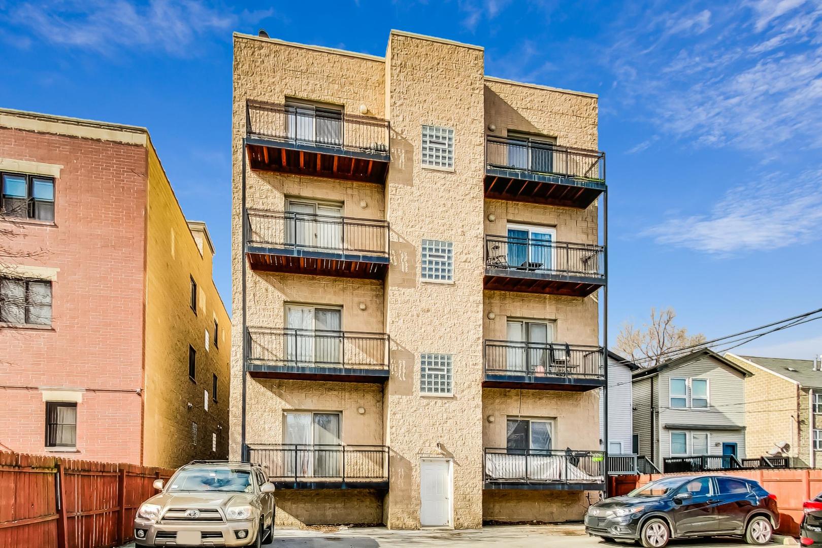 4443 S Indiana Avenue Unit: 1S