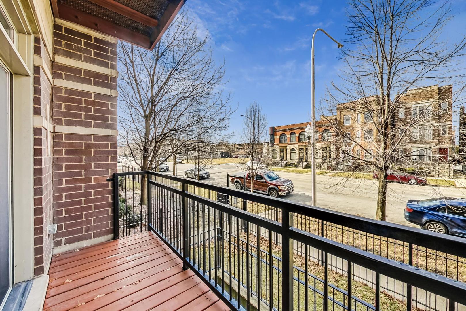 4443 S Indiana Avenue Unit: 1S