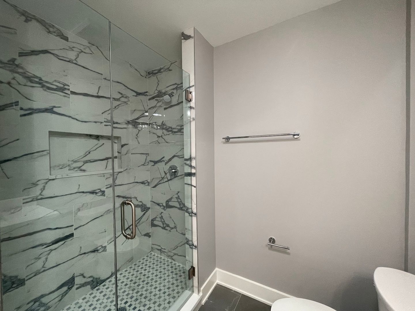 1730 W 18th Street Unit: 301