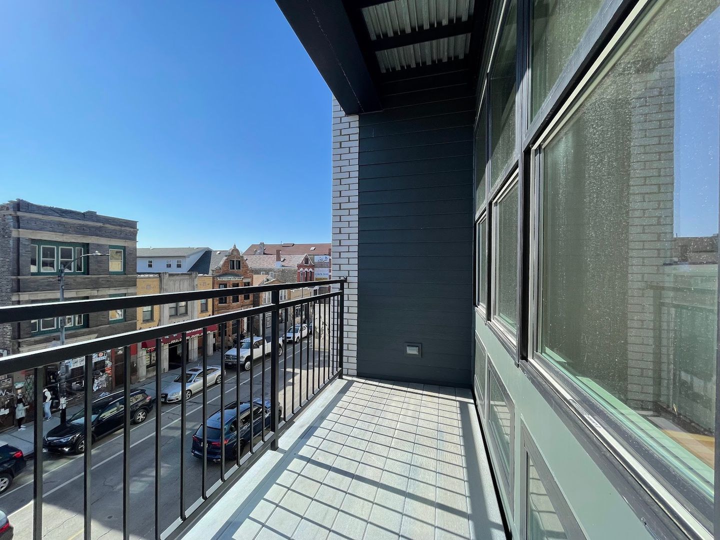 1730 W 18th Street Unit: 301
