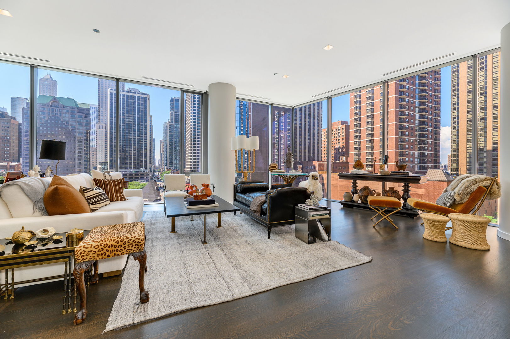 4 E Elm Street Unit: 6S