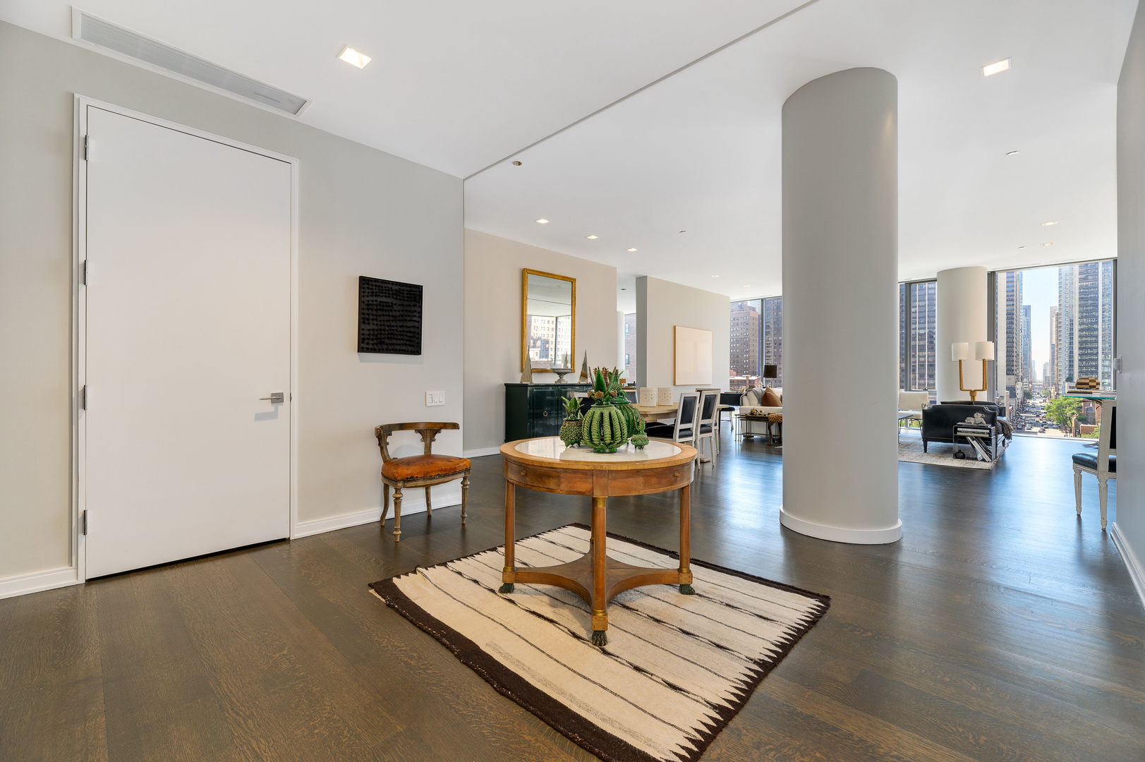4 E Elm Street Unit: 6S