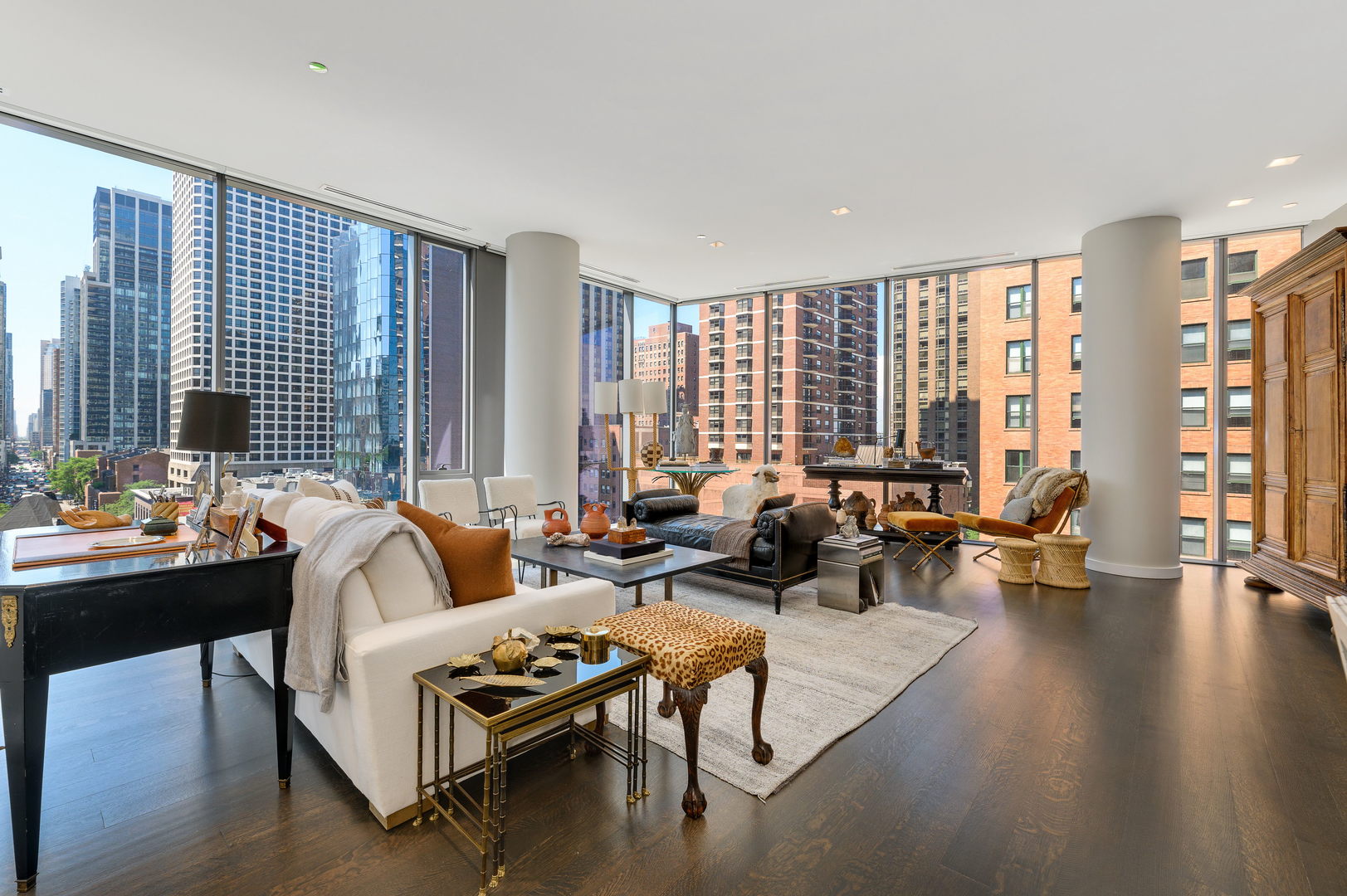 4 E Elm Street Unit: 6S