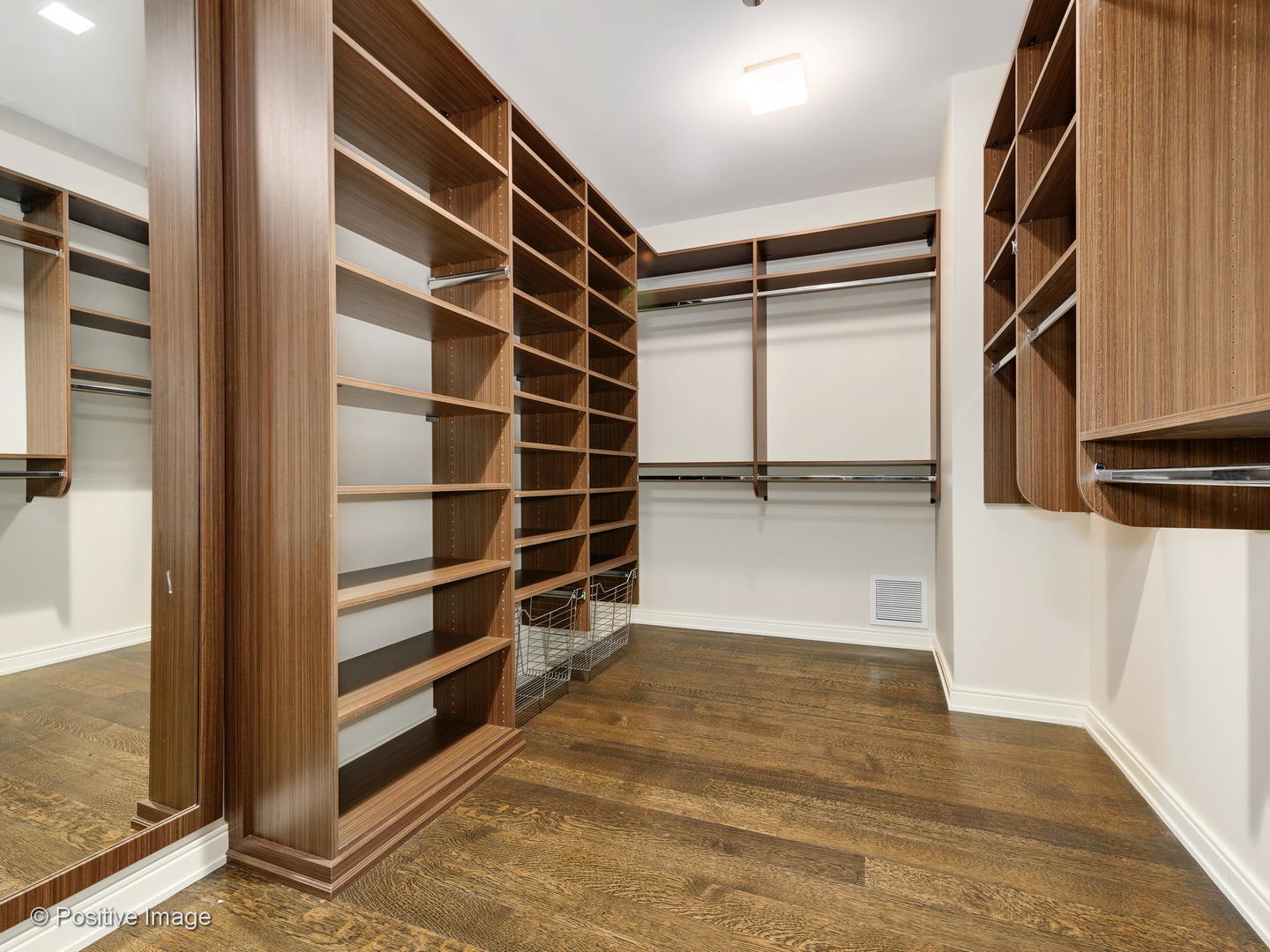 4 E Elm Street Unit: 6S