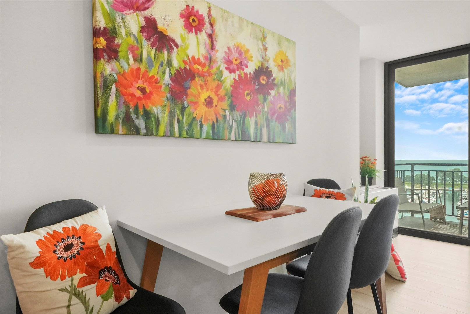 3430 N Lake Shore Drive Unit: 12J