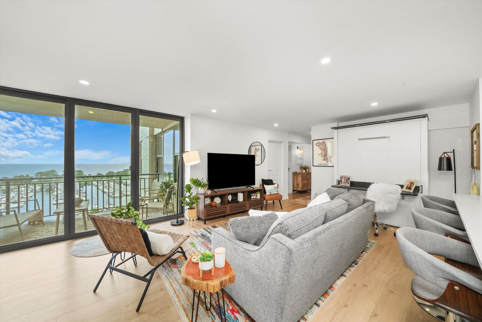 3430 N Lake Shore Drive Unit: 12J