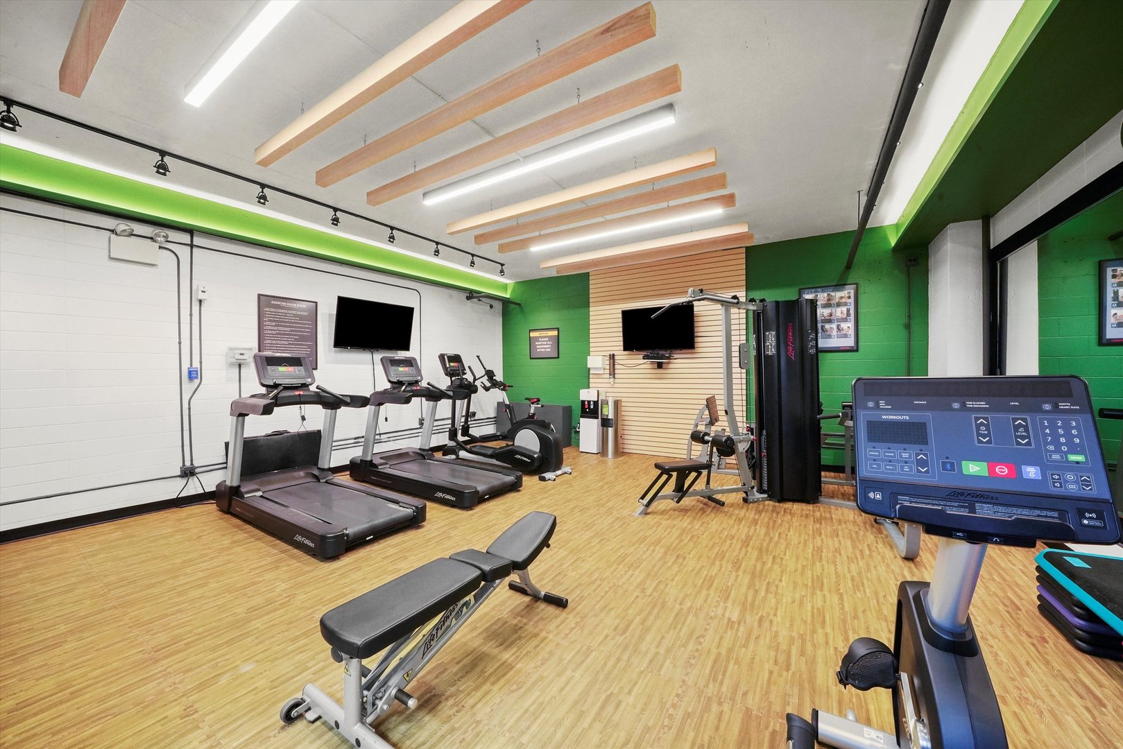 3430 N Lake Shore Drive Unit: 12J