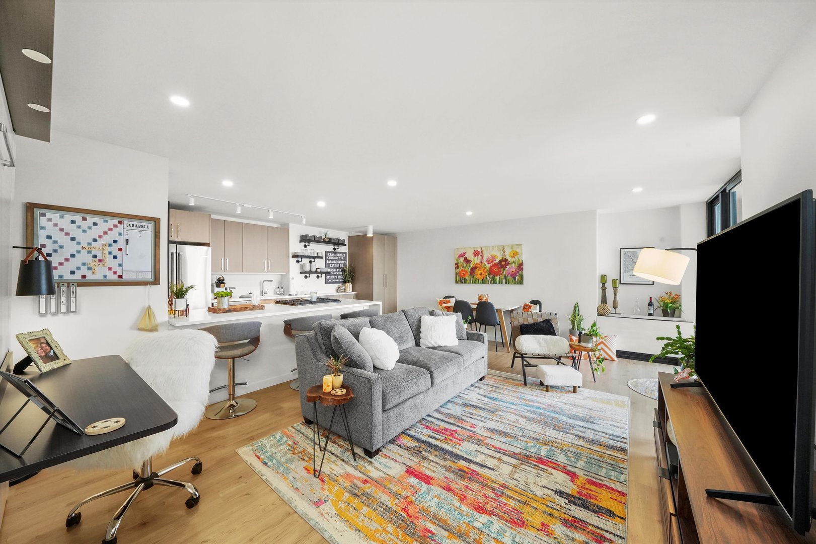 3430 N Lake Shore Drive Unit: 12J