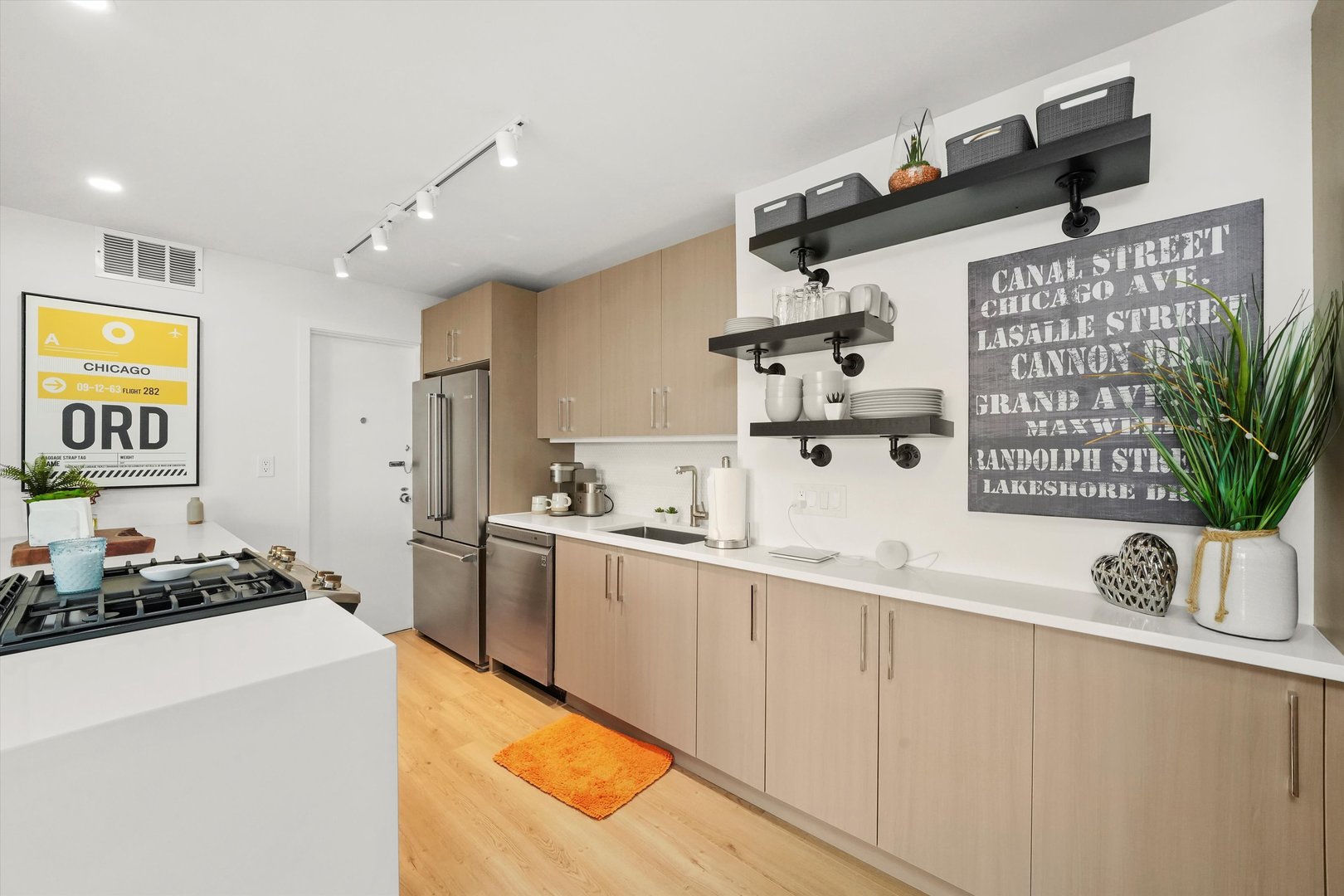 3430 N Lake Shore Drive Unit: 12J