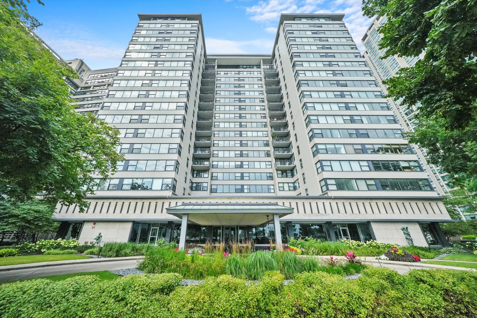 3430 N Lake Shore Drive Unit: 12J