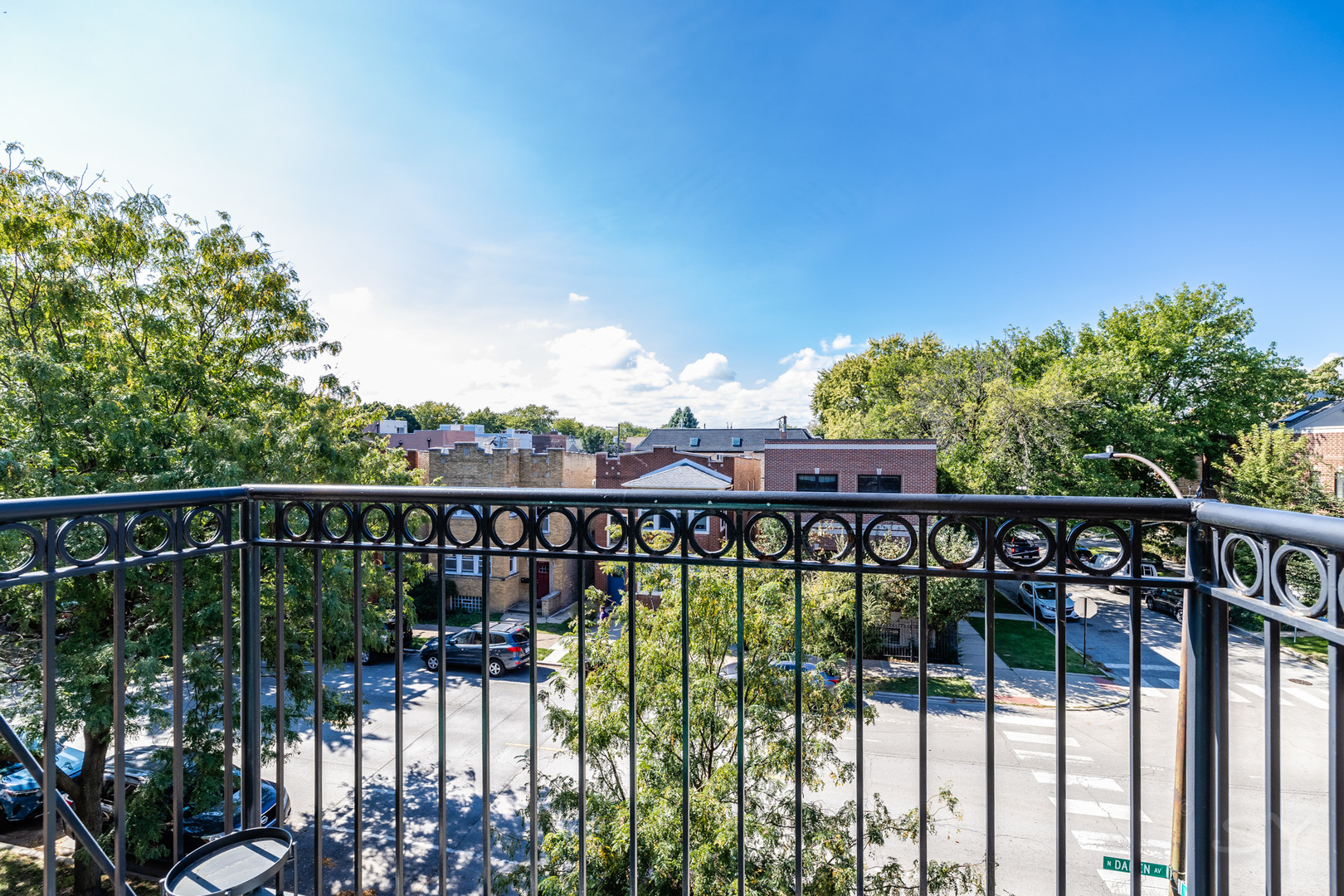 1947 W Fletcher Street Unit: PH